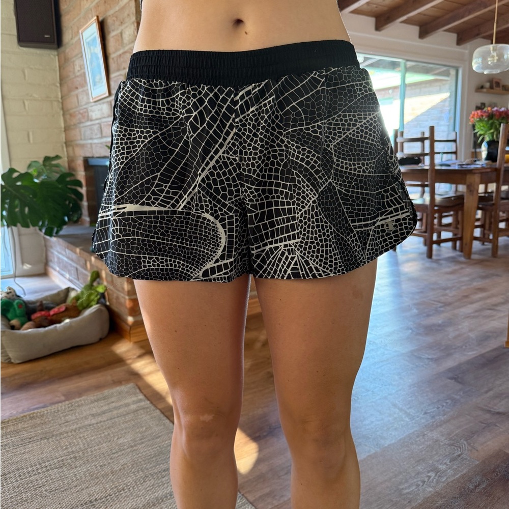 Champion - Black Patterned Women's Shorts - Size Large